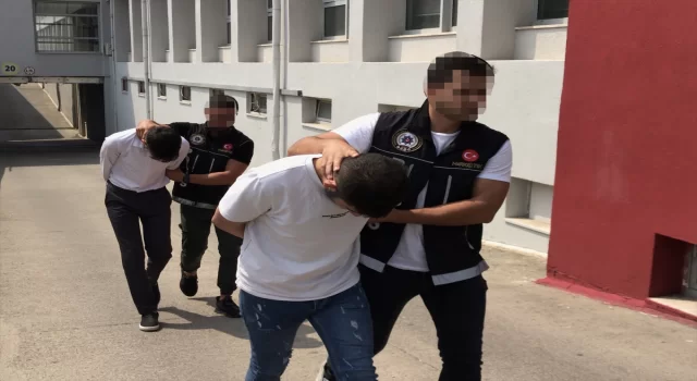 Adana’da yolcu otobüsündeki valizde 20 kilogram esrar ele geçirildi