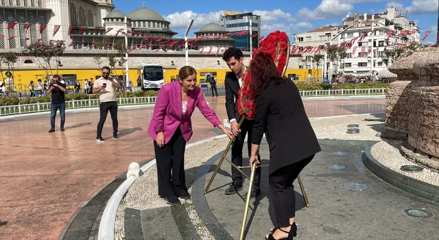 CHP’den Taksim Cumhuriyet Anıtı’na 100. yıl çelengi