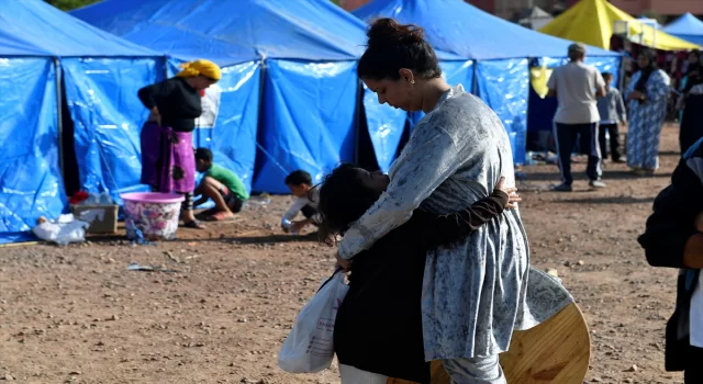 Fas depreminde zarar görenler çadır kentlerde barınıyor