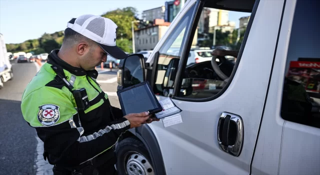 İstanbul’da okul servis araçlarına yönelik denetimler devam ediyor