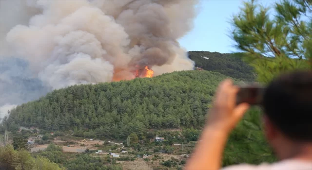 GÜNCELLEME 2  Alanya’da çıkan orman yangınına müdahale sürüyor