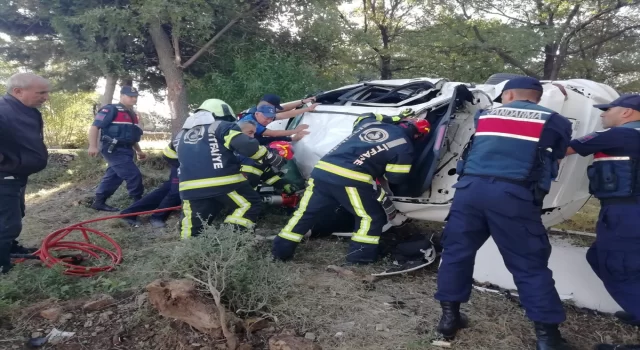 Denizli’de araba ile elektrikli bisikletin çarpıştığı kazada 3 kişi öldü