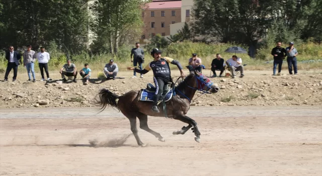 Atlı ciritte 1. Lig’e Yükselme B Grubu müsabakaları Bayburt’ta başladı