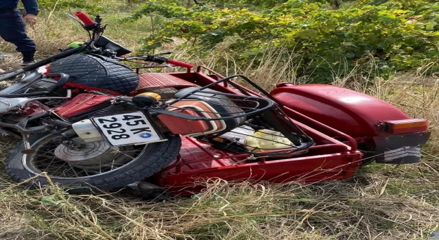 Manisa’da otomobille çarpışan motosikletin sürücüsü hayatını kaybetti