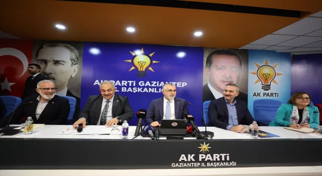 Bakan Işıkhan, AK Parti Gaziantep İl Başkanlığında konuştu: