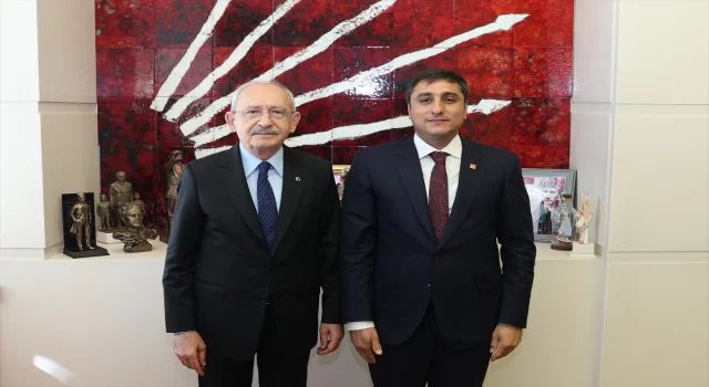 Kemal Kılıçdaroğlu, partisinin Diyarbakır, Burdur ve Şanlıurfa il yönetimlerini kabul etti