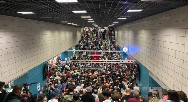 İstanbul’da trafik yoğunluğu yaşanıyor