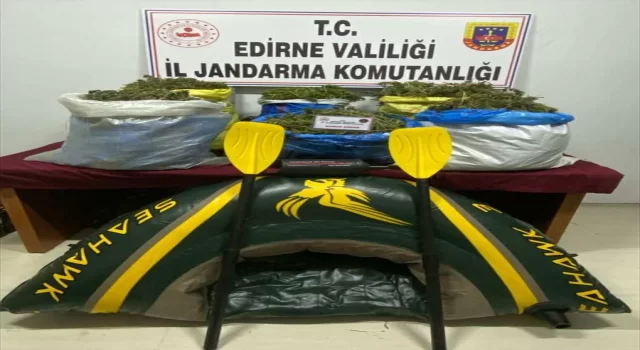 Edirne’de şişme botta 33 kilo 250 gram esrar ele geçirildi