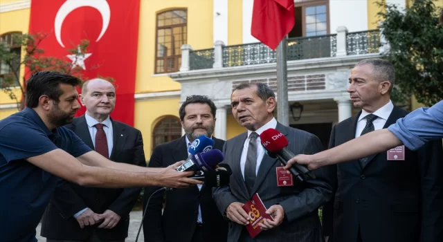 Galatasaray Kulübü Başkanı Dursun Özbek, gündeme ilişkin açıklamalar yaptı: