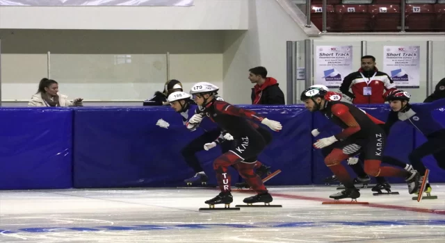 Short Track Türkiye Federasyon Kupası 12 Yarışması, Erzurum’da başladı