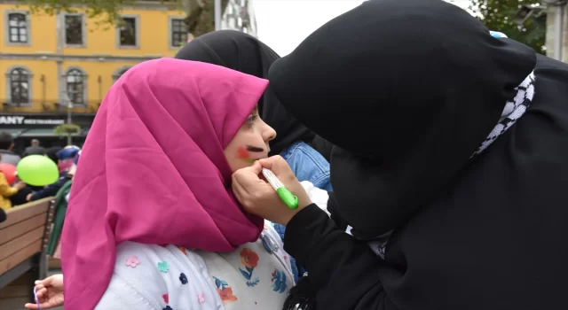 Trabzon’da çocuklar Filistinli akranlarına destek için yürüdü