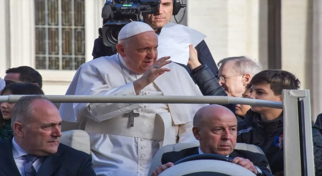 Papa Franciscus, İsrailli ve Filistinli ailelerle bir araya geldi