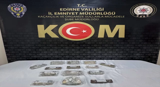 Kapıkule Gümrük Kapısı’nda 25 kilo 190 gram gümrüksüz altın ele geçirildi