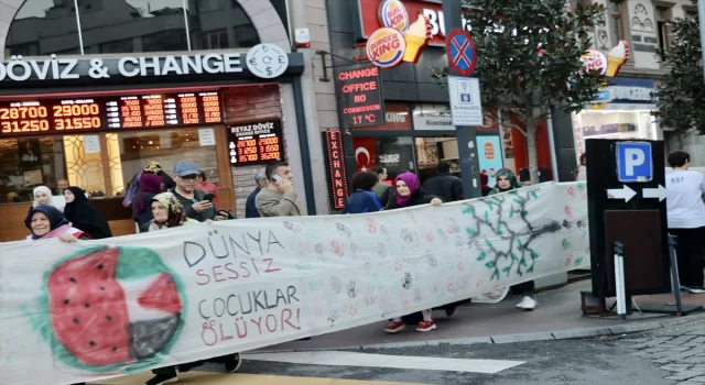 Trabzon’da Filistin’e destek için kurulan ”Hayır Çarşısı” etkinliği sona erdi