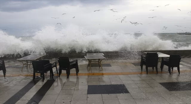 Tekirdağ’da deniz ulaşımına lodos engeli