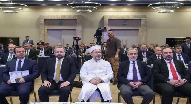 Diyanet İşleri Başkanı Erbaş, 10. Yurt Dışı Din Hizmetleri Konferansı’nın kapanışında konuştu: