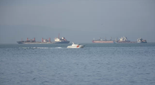 Zonguldak’ta batan geminin kayıp 7 personelini arama çalışmaları sürüyor