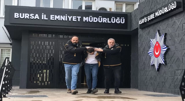 GÜNCELLEME  Bursa’da kuyumcudan silah tehdidiyle bilezik alan maskeli gaspçı yakalandı