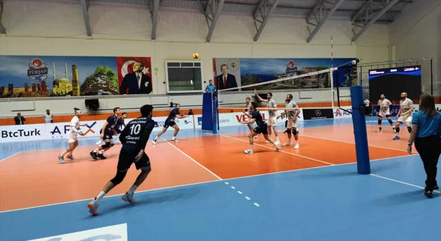 Voleybol: AXA Sigorta Efeler Ligi