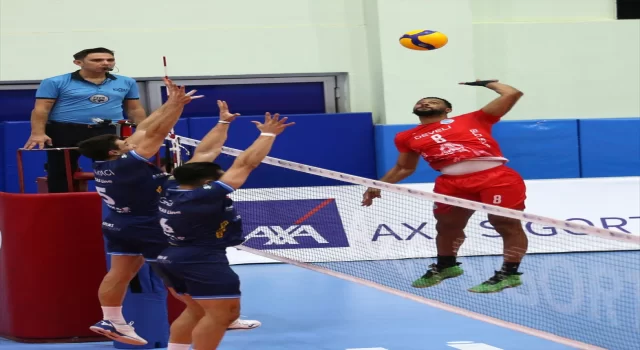 Voleybol: AXA Sigorta Efeler Ligi