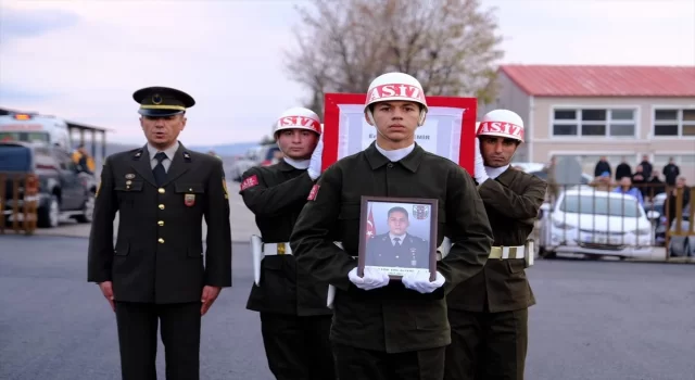 PençeKilit Operasyonu bölgesinde şehit olan asker için Şırnak’ta merasim yapıldı