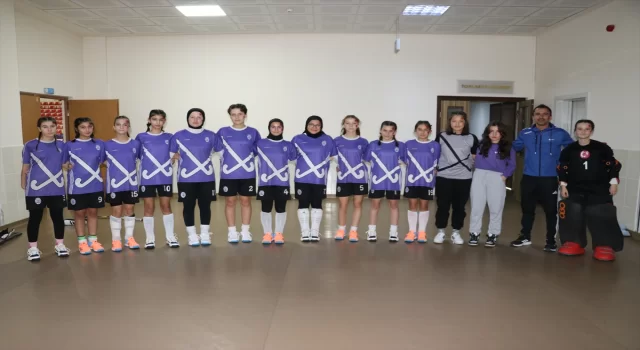 Amasya’da hokey takımından İsrail’e kırmızı boyalı tepki