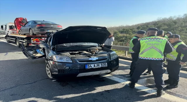 Eyüpsultan’da tır ile otomobilin karıştığı kazada 6 kişi yaralandı