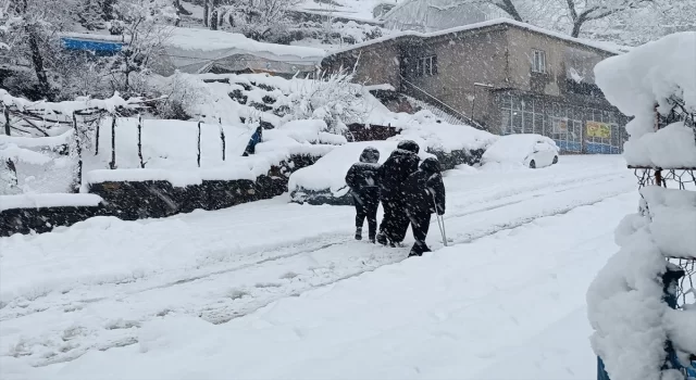 Şırnak’ta kar, sağanak ve sis hayatı olumsuz etkiledi