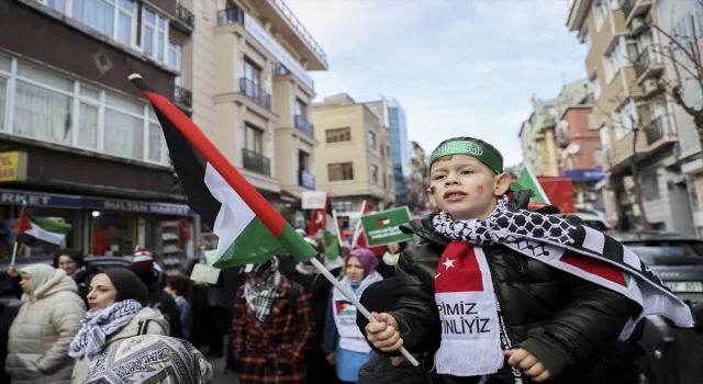 İstanbul’da ”23 Aralık Dünya Şehit Çocuklar Günü” yürüyüşü 