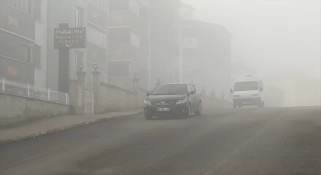 Anadolu Otoyolu’nun Düzce geçişinde ve Karabük’te sis etkili oldu