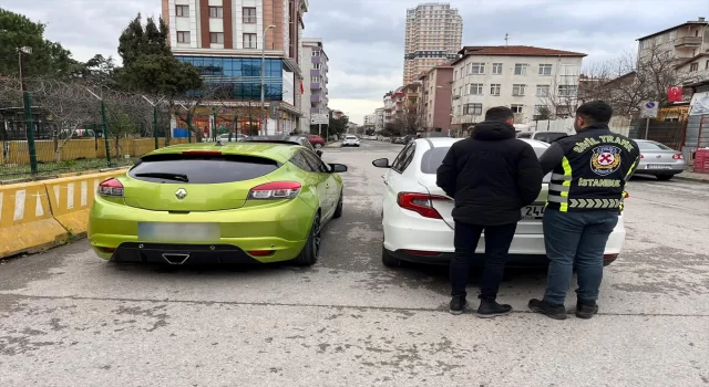 İstanbul’da trafiği tehlikeye düşüren sürücüye 14 bin 258 lira para cezası