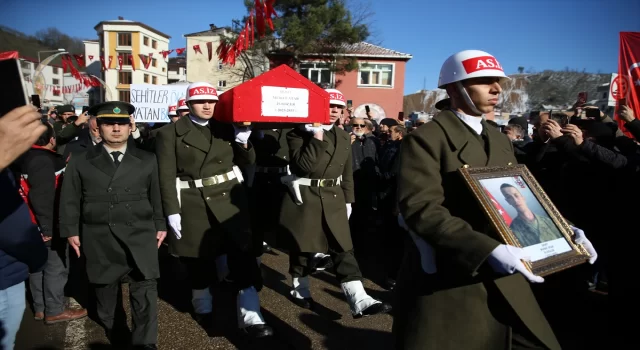 Şehit İstihkam Sözleşmeli Er Murat Atar, son yolculuğuna yolcu edildi 