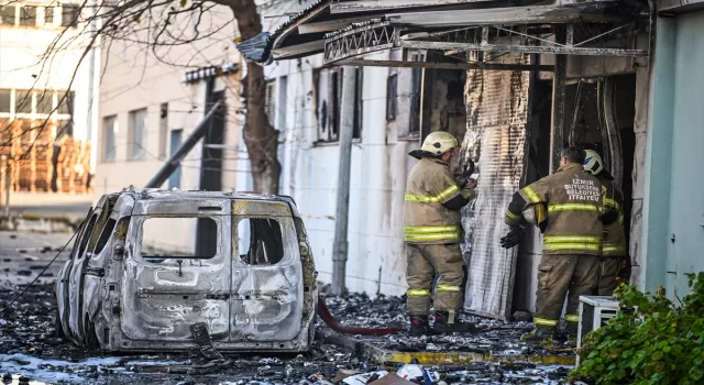 İzmir’de kozmetik ürünleri deposunda çıkan yangında 1 işçi öldü