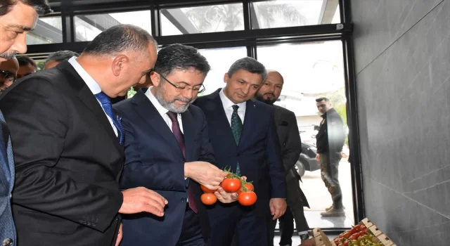 Tarım ve Orman Bakanı Yumaklı, Antalya’da ziyaretlerde bulundu: