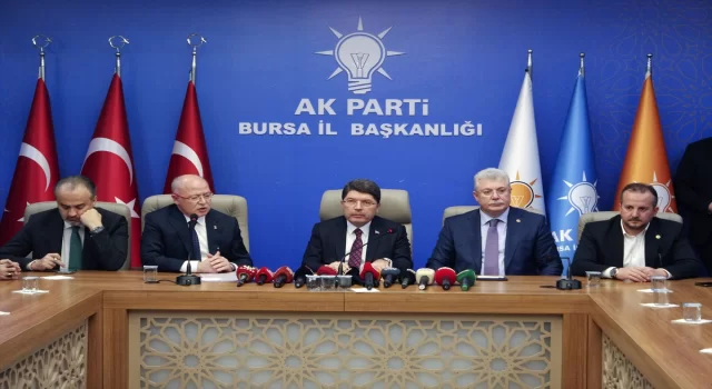 Adalet Bakanı Yılmaz Tunç, AK Parti Bursa İl Başkanlığında konuştu: