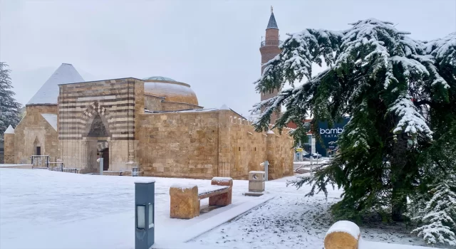 Kırşehir’de kar yağışı etkili oldu