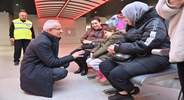 Bakan Uraloğlu, İstanbul Havalimanı’na GayrettepeKağıthane metrosuyla gitti