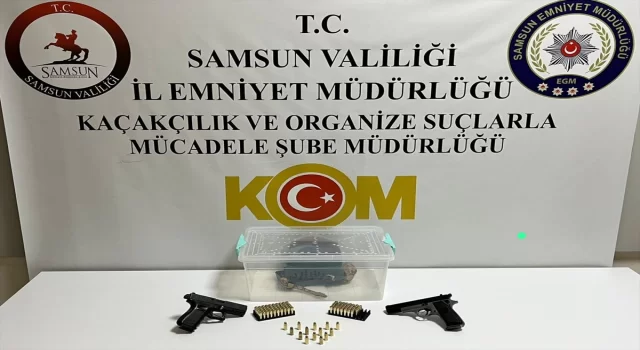 Samsun’da bir evde boa yılanı ele geçirildi