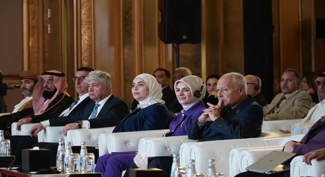 Aile ve Sosyal Hizmetler Bakanı Göktaş, Katar’da temaslarda bulundu