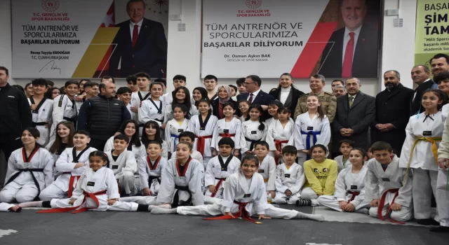 Van’da yapımı tamamlanan ”Sporcu Fabrikası”ndan ayda 3 bin kişi yararlanacak