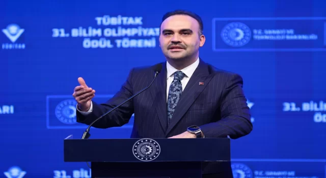 Bakan Kacır, TÜBİTAK 31. Bilim Olimpiyatları Ödül Töreni’nde konuştu: