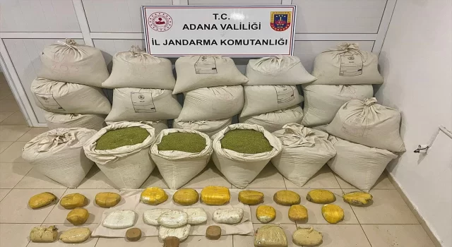 Adana’da kamyon dorsesine yüklenen su tankında 617,5 kilogram esrar ele geçirildi