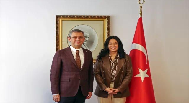 CHP Genel Başkanı Özel, Türkiye’nin Madrid Büyükelçisi Ezberci ile görüştü