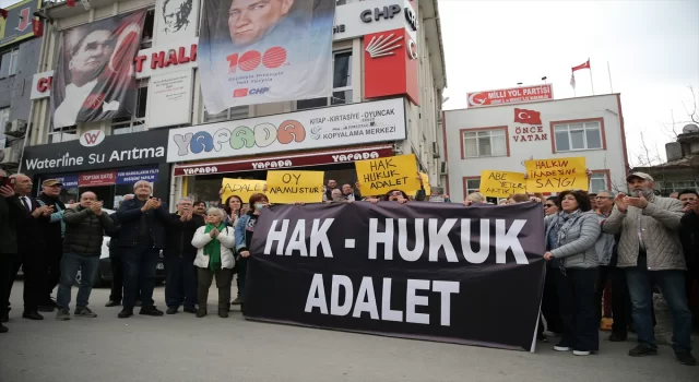 Edirne’de CHP İl Başkanlığı önünde protesto