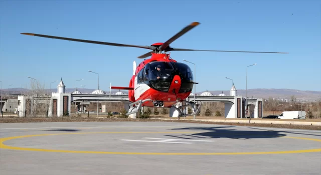 Sivas’ta ambulans helikopter hizmete girdi