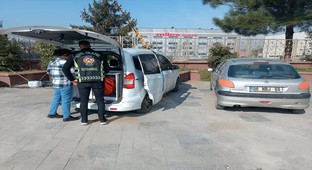 Sultanbeyli’de kaldırımı kullanan araç sürücülerine 3 bin 576 lira ceza