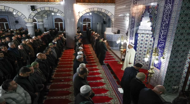 Diyanet İşleri Başkanı Erbaş, Samsun’da ”Sabah Namazı Buluşması” etkinliğine katıldı