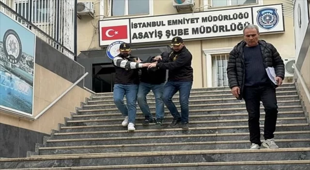 Sultangazi’de polise silahla ateş açılmasına ilişkin yakalanan 3 zanlıdan 1’i adliyeye sevk edildi