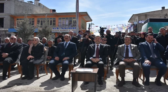 Tarım ve Orman Bakanı Yumaklı, Van’da AK Parti Seçim Korodinasyon Merkezlerini ziyaret etti: