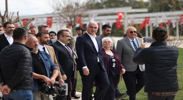 Kültür ve Turizm Bakanı Ersoy, Side Antik Kenti Karşılama Merkezi’nin açılışında konuştu: